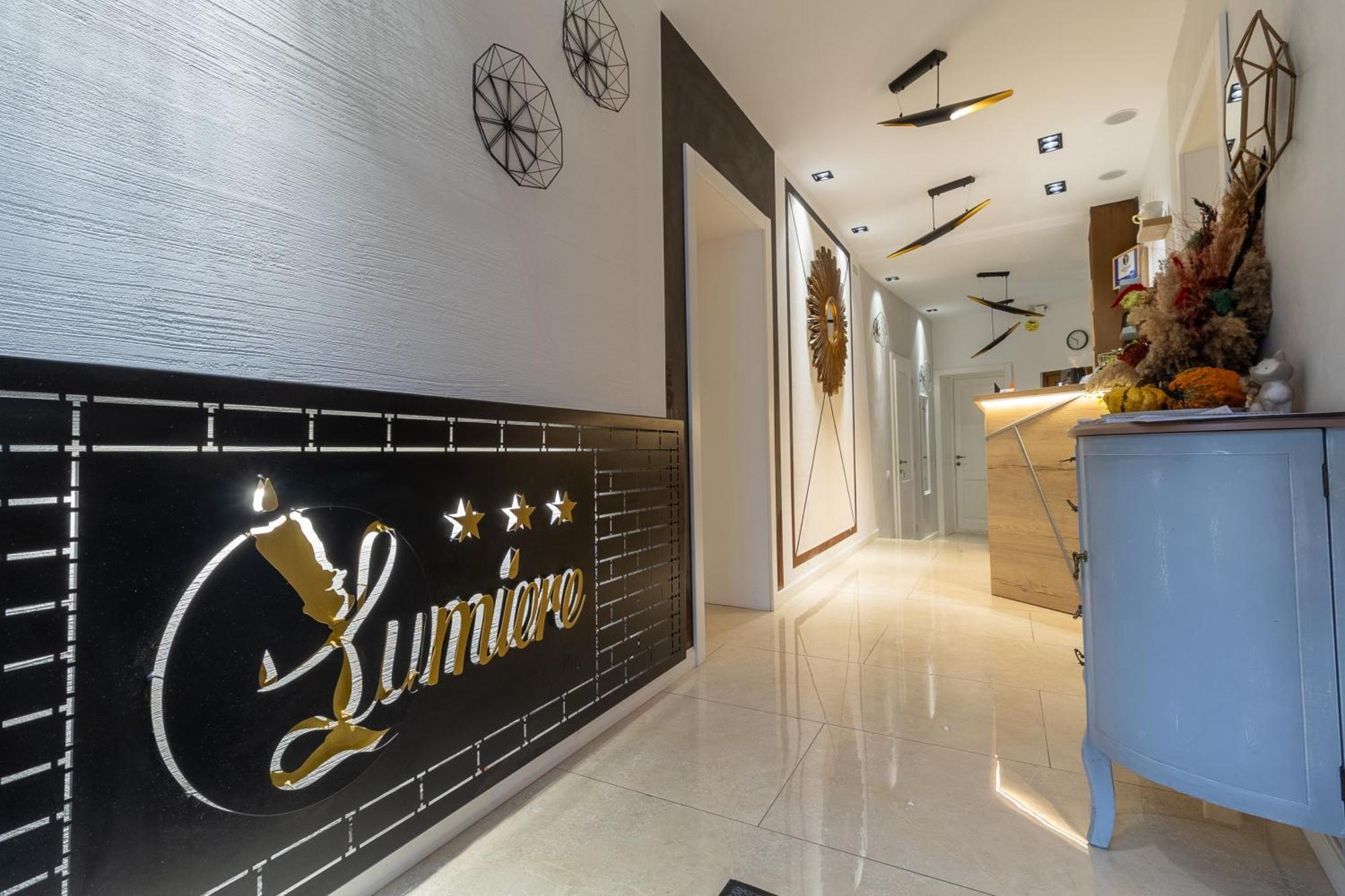 Hotel Lumiere House Hermannstadt Exterior foto